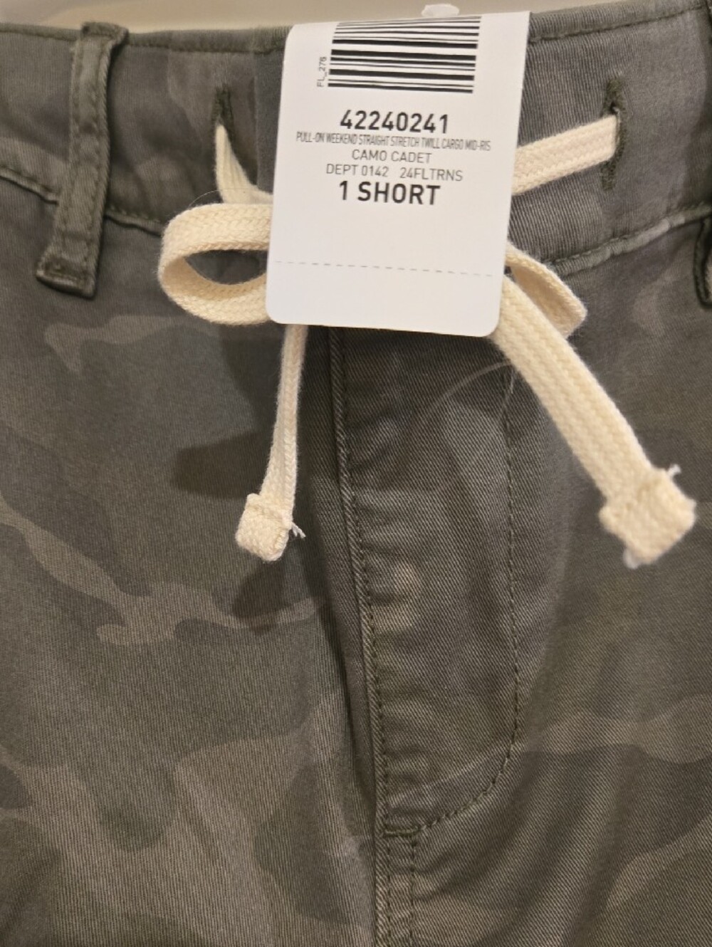 NWT Torrid Camo Drawstring Weekend Straight Cargo Pant sz 1 Short - Picture 5 of 7
